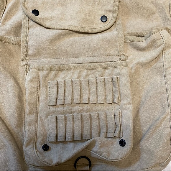 Strand paratrooper style bag, stylish sturdy for whatever adventure you take - Picture 2 of 5